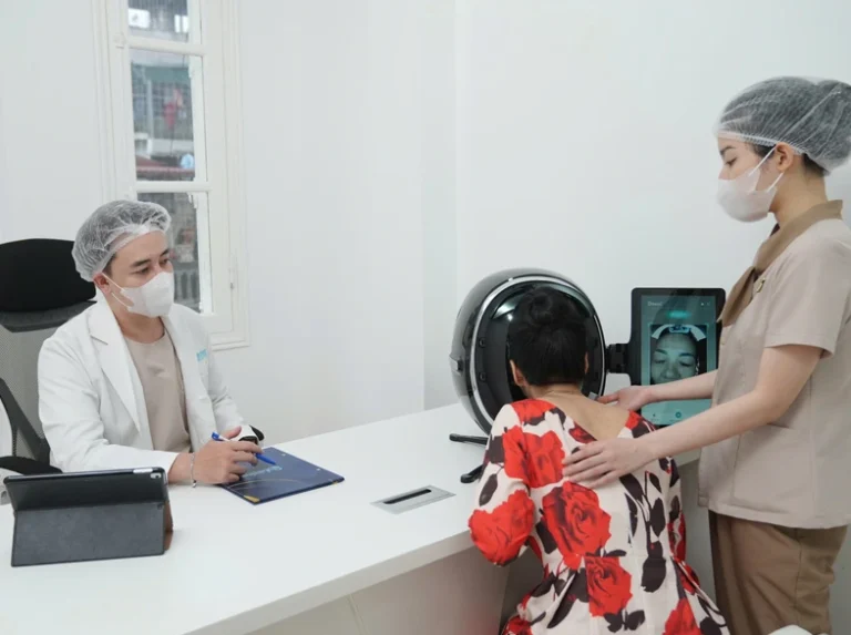 xoa-nam-da-mat-bang-cong-nghe-cao